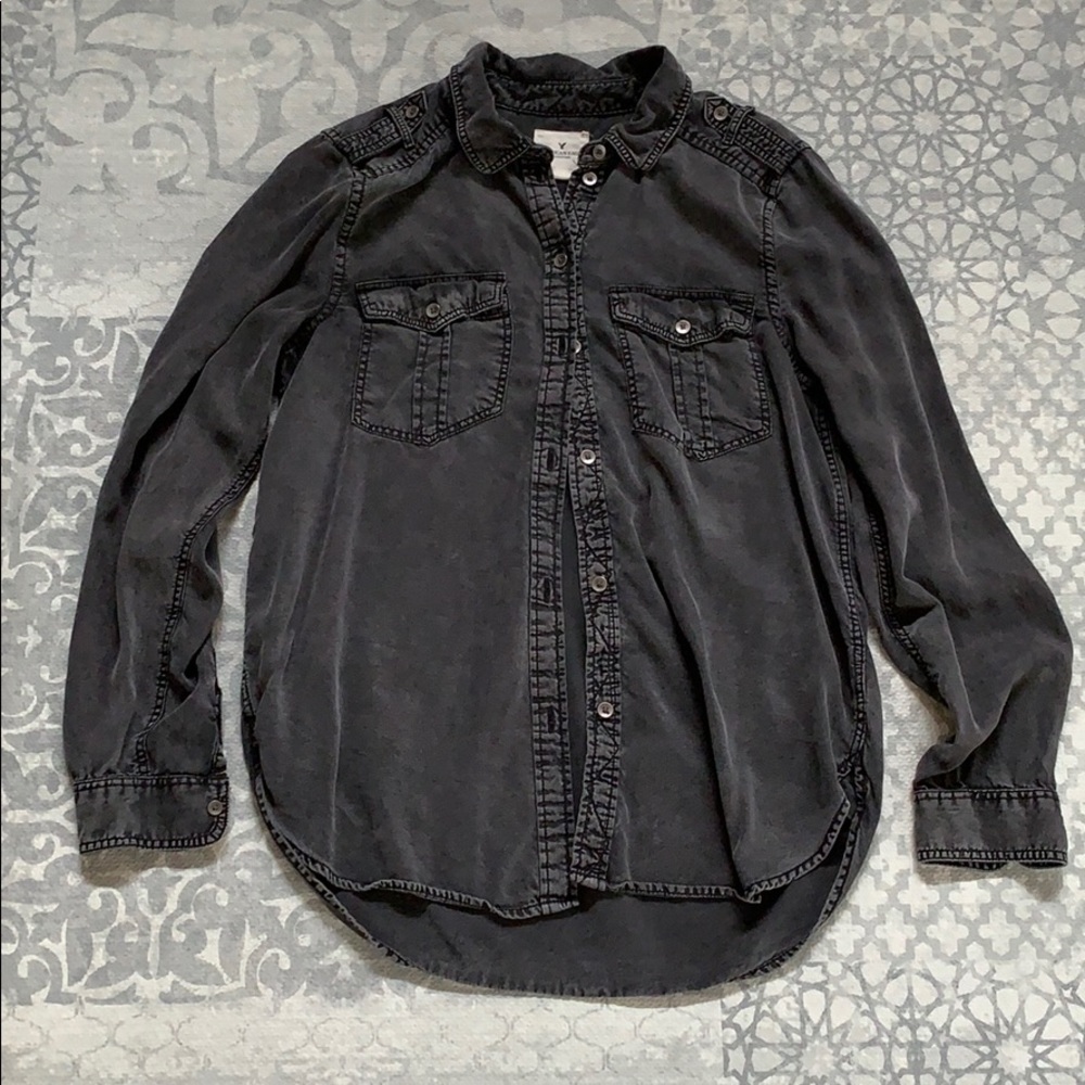 American Eagle military style button up. Size S